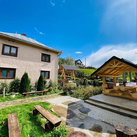 Casa Agroturistica Tarancuta Din Vatra Moldovitei Hotel Kültér fotó