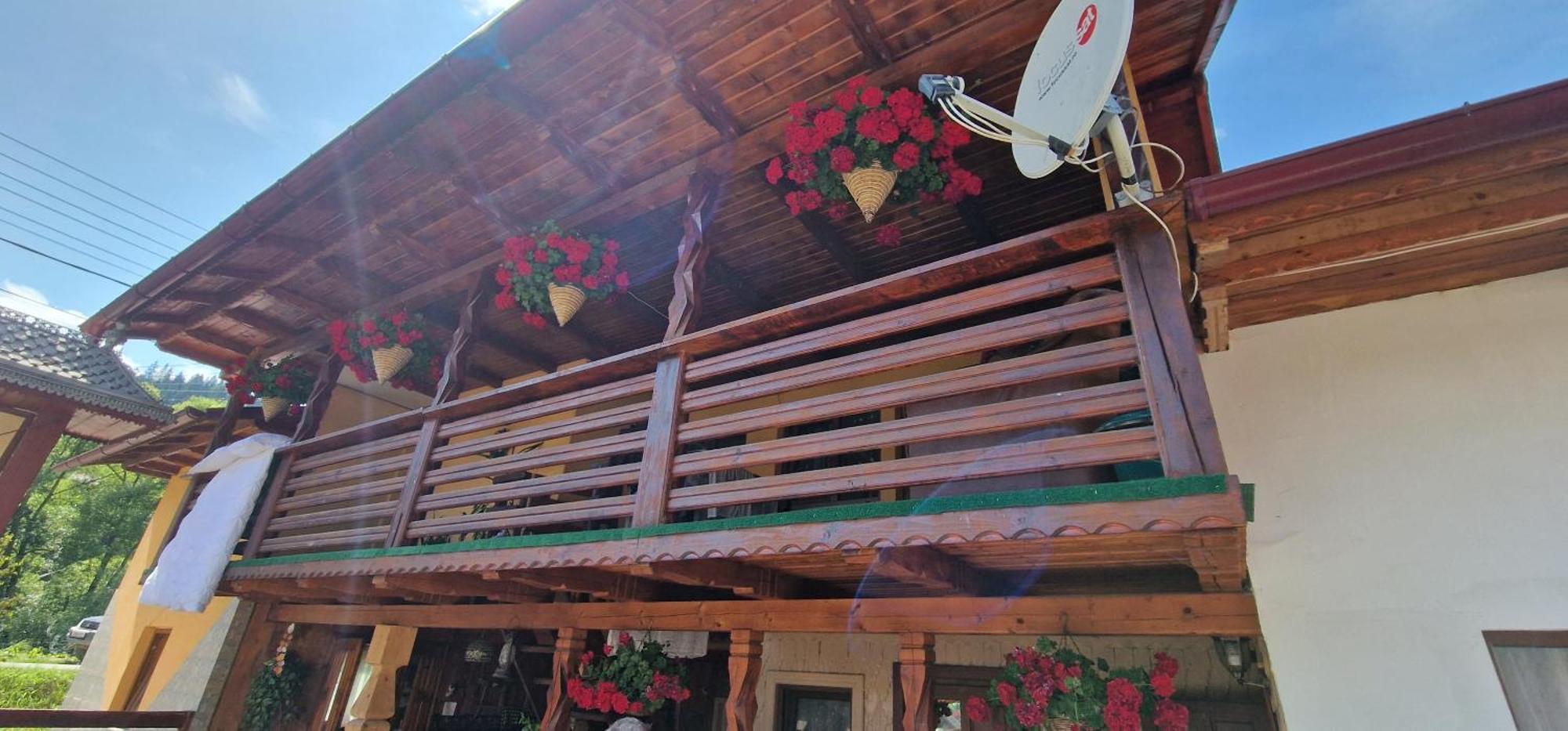 Casa Agroturistica Tarancuta Din Vatra Moldovitei Hotel Kültér fotó